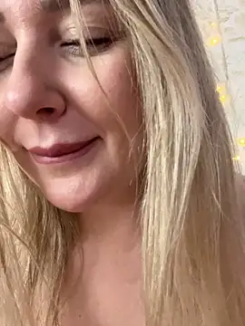 LadyLolyPop  online show from February 4, 10:00 am