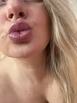 LadyLolyPop  online show from March 11, 2:54 am