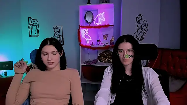 scarlet mooore online show from March 4, 3:00 am