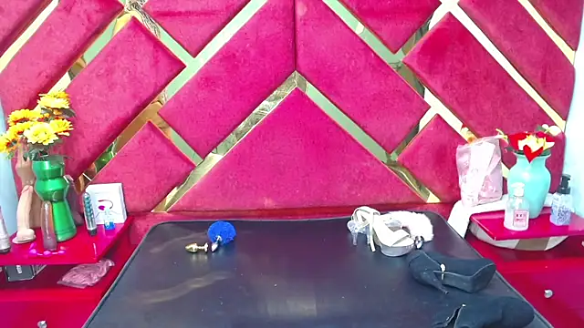 Snapshot of Sweet_Annyy chatting on January 31, 6:36 pm Sweet Annyy online show from January 31, 6:36 pm