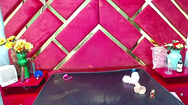 Snapshot of Sweet_Annyy chatting on March 15, 3:37 pm Sweet Annyy online show from March 15, 3:37 pm