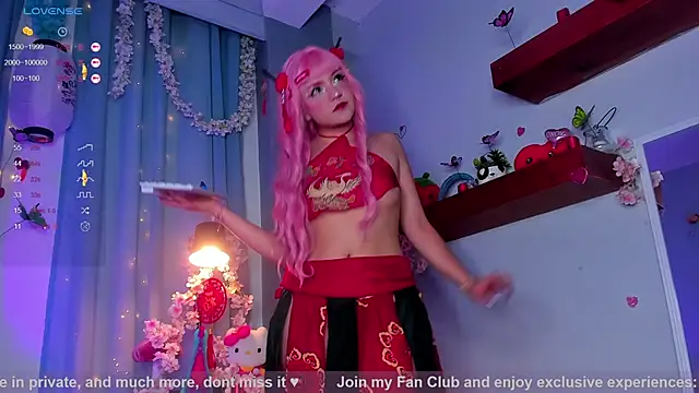 Snapshot of Tiny__Emmy chatting on November 7, 7:19 am Tiny Emmy online show from November 7, 7:19 am