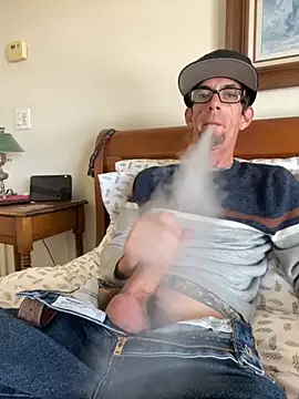 joeiandola online show from November 24, 6:18 pm