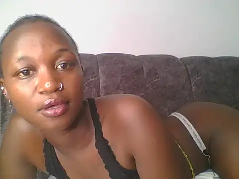 Snapshot of MissLilly1 chatting on December 4, 3:15 am MissLilly1 online show from December 4, 3:15 am