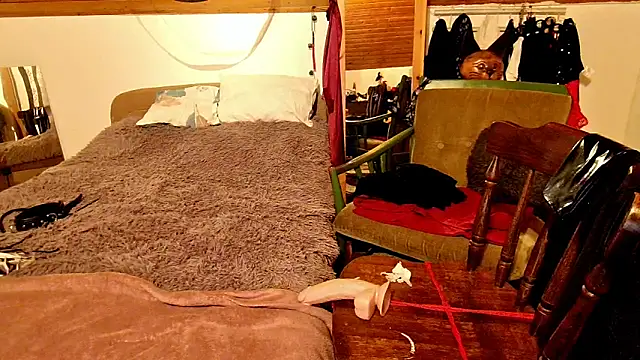 Snapshot of Hot_Colettte chatting on February 21, 7:45 am Hot Colettte online show from February 21, 7:45 am