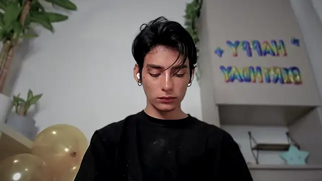 sebas rose online show from December 23, 3:18 am