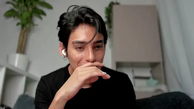 sebas rose online show from January 11, 1:06 am