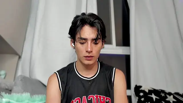 sebas rose online show from February 23, 11:36 pm