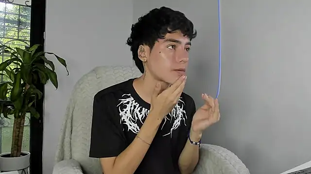 sebas rose online show from September 24, 12:08 pm