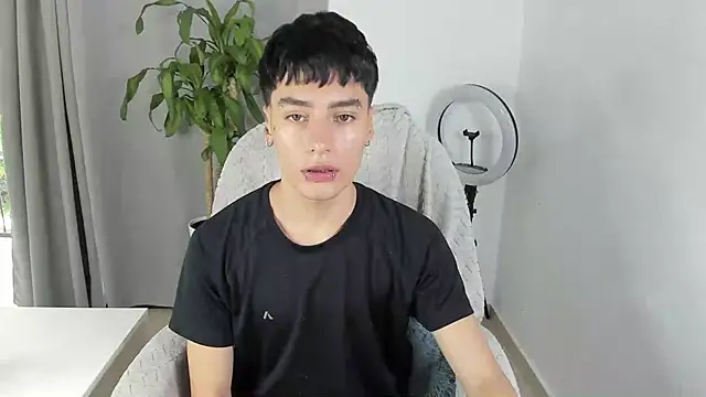 sebas rose online show from October 21, 4:30 pm