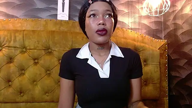 CrystalBrooke3x online show from October 1, 7:42 pm