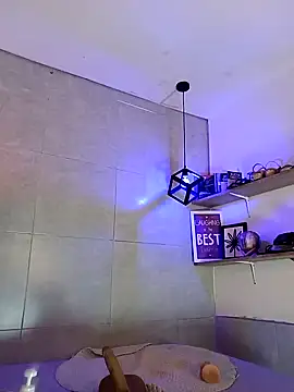 LunaGil1 online show from December 15, 8:47 pm