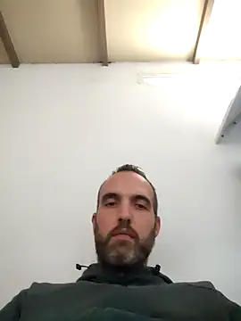 leon3875 online show from March 7, 3:28 pm