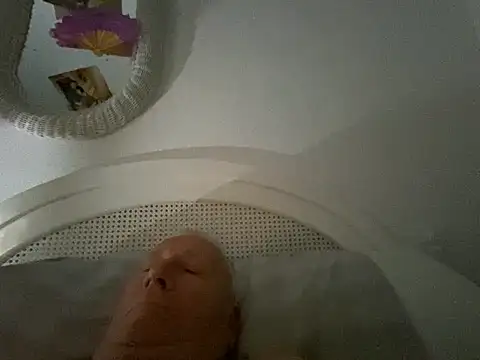 Bossinmidd12 online show from February 19, 9:47 pm