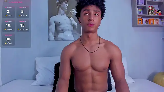 Snapshot of MagnusKing_ chatting on September 24, 9:18 pm MagnusKing online show from September 24, 9:18 pm