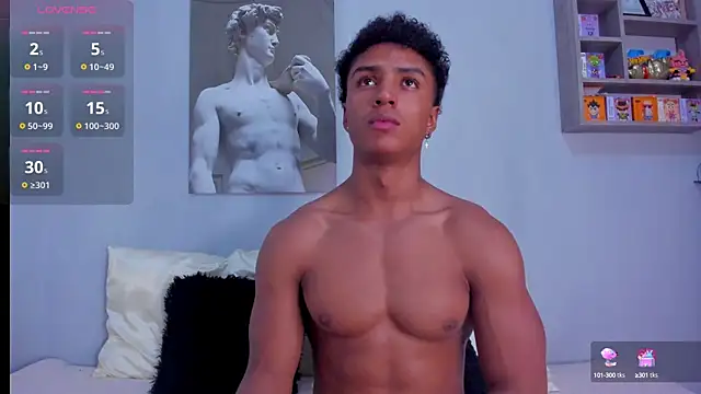 Snapshot of MagnusKing_ chatting on October 10, 8:41 pm MagnusKing online show from October 10, 8:41 pm