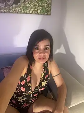 Snapshot of Alishak chatting on February 13, 3:07 am Alishak online show from February 13, 3:07 am