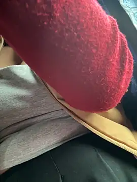 May-Squirt online show from February 24, 9:10 am