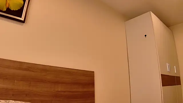 sun place online show from March 9, 1:04 am