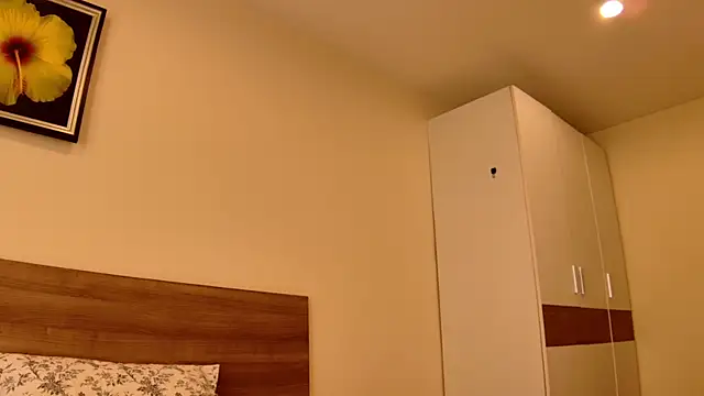 sun place online show from March 23, 2:15 am