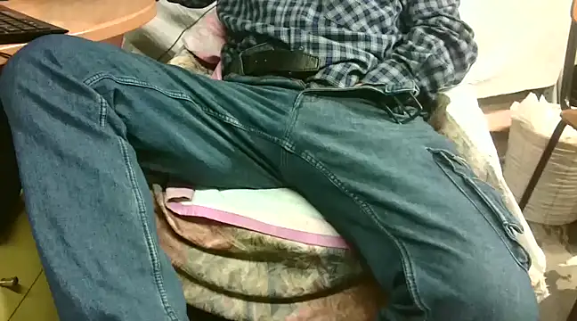 Giulio35 Pika online show from February 16, 5:59 am