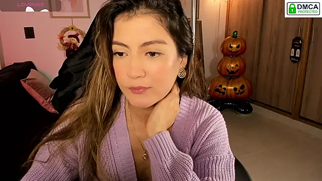 Lilabril online show from October 7, 2:36 pm