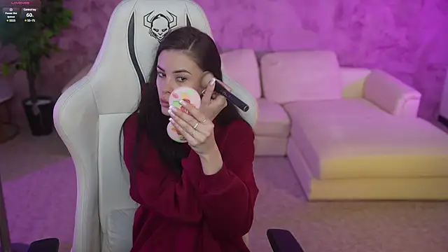 Tina Breeze online show from February 7, 7:40 am