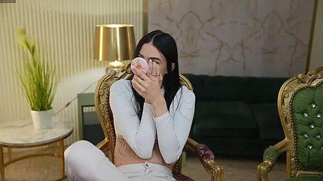 Tina Breeze online show from March 21, 7:44 am