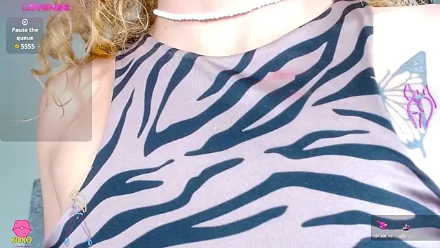 Eva Hoot online show from December 22, 1:55 pm