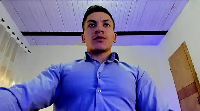 aquiles 51 online show from March 10, 10:45 pm