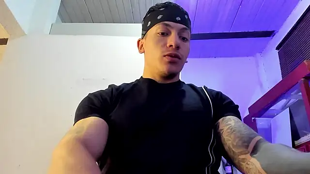 aquiles 51 online show from September 27, 8:03 pm