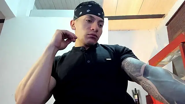 aquiles 51 online show from October 6, 9:01 pm