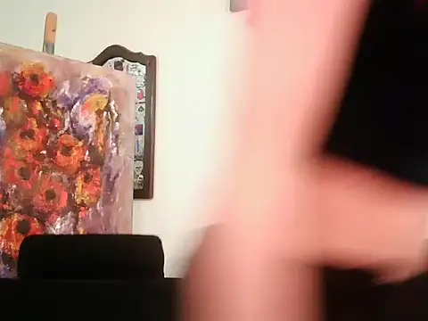 SuzzyyM online show from September 20, 9:38 pm