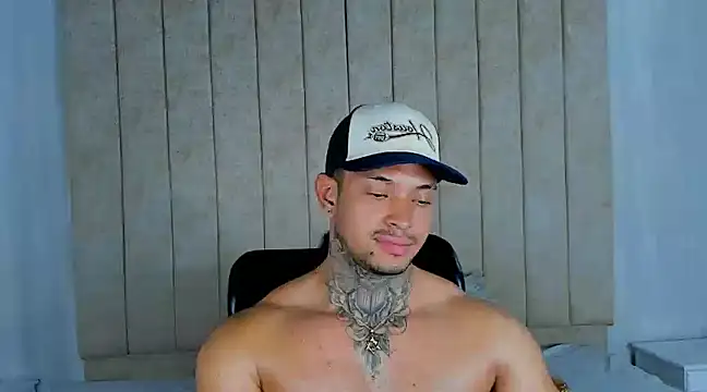 Stiven collins online show from December 28, 7:22 am