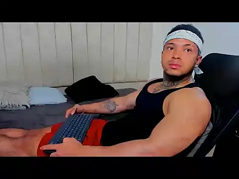 Stiven collins online show from January 7, 6:38 am