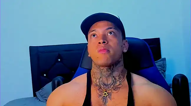 Stiven collins online show from January 16, 8:54 am