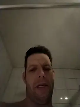 Knuffelstaaf123 online show from January 5, 7:49 am