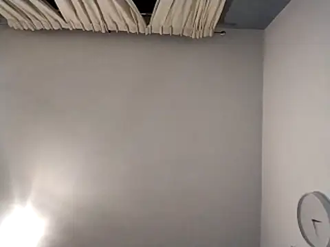 Knuffelstaaf123 online show from February 27, 4:41 am