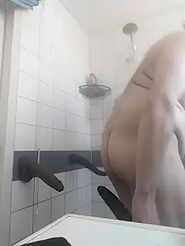 Knuffelstaaf123 online show from March 20, 10:32 am