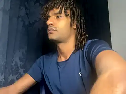 gerson173Hugo online show from December 12, 12:48 am