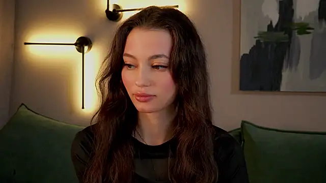 Snapshot of FirstOfFallen chatting on December 13, 11:34 am FirstOfFallen online show from December 13, 11:34 am