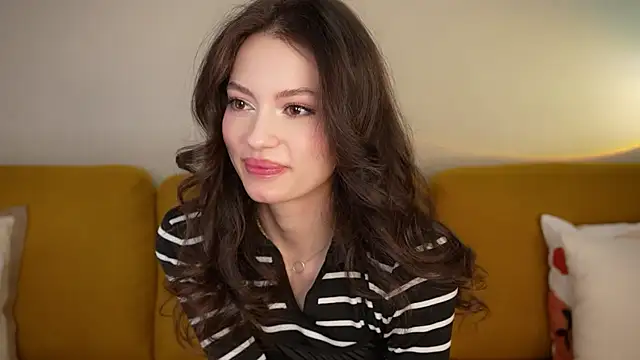 Snapshot of FirstOfFallen chatting on November 23, 9:09 am FirstOfFallen online show from November 23, 9:09 am