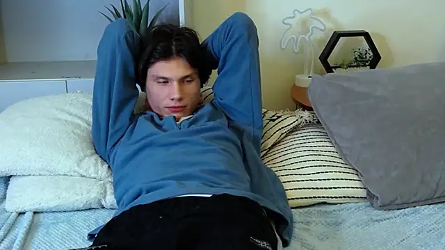 CalvinCay online show from January 14, 1:47 am