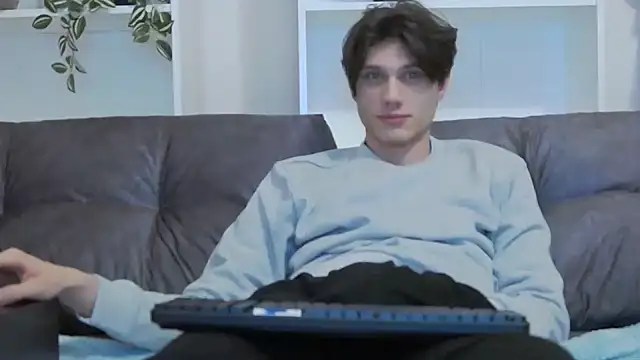 CalvinCay online show from January 31, 9:26 pm