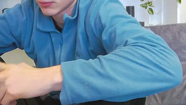 CalvinCay online show from February 25, 5:52 am