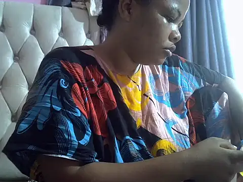 Snapshot of Amberay1 chatting on November 5, 5:51 am Amberay1 online show from November 5, 5:51 am