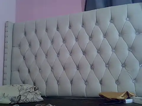 Snapshot of Amberay1 chatting on November 8, 7:41 am Amberay1 online show from November 8, 7:41 am