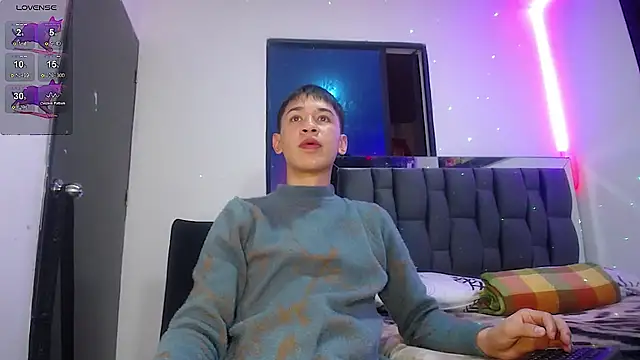 Mr daren  online show from February 15, 5:17 pm