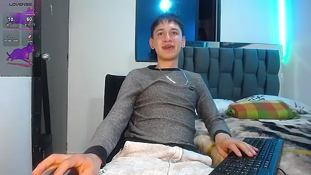 Mr daren  online show from February 20, 11:10 pm