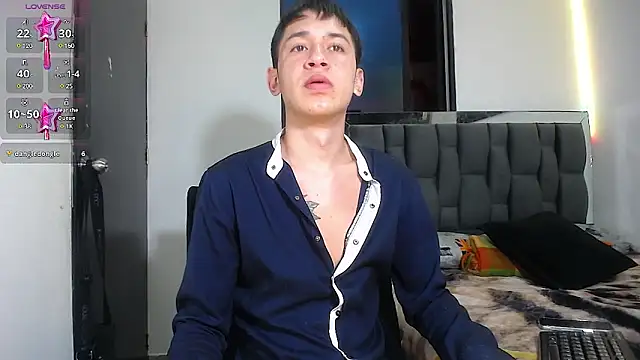 Mr daren  online show from March 21, 7:02 pm